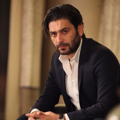 Ozan Akbaba as Cihan Albora