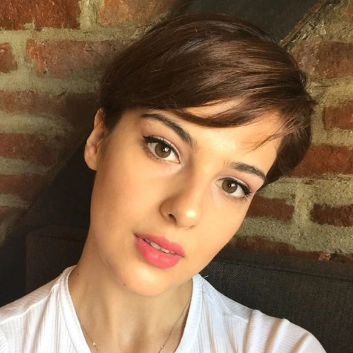Zehra Efeoglu Sefirin Kizi